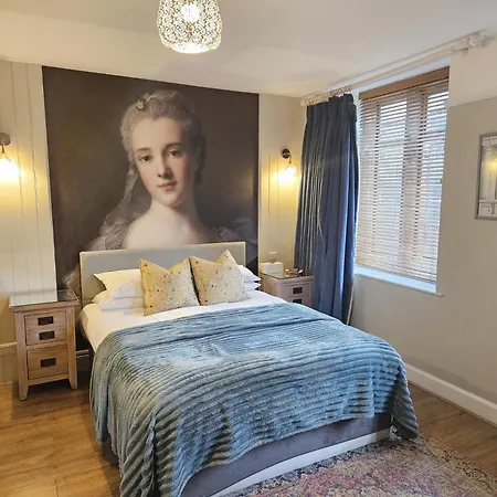 Cotswold Gardens Bed And Breakfast-3